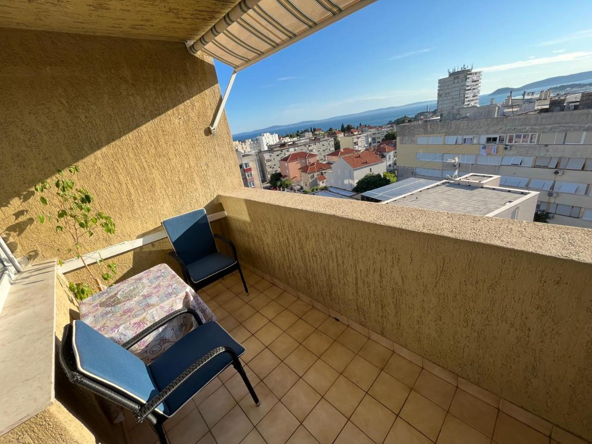 Ferienwohnung Sunny Corner Split Exterior foto