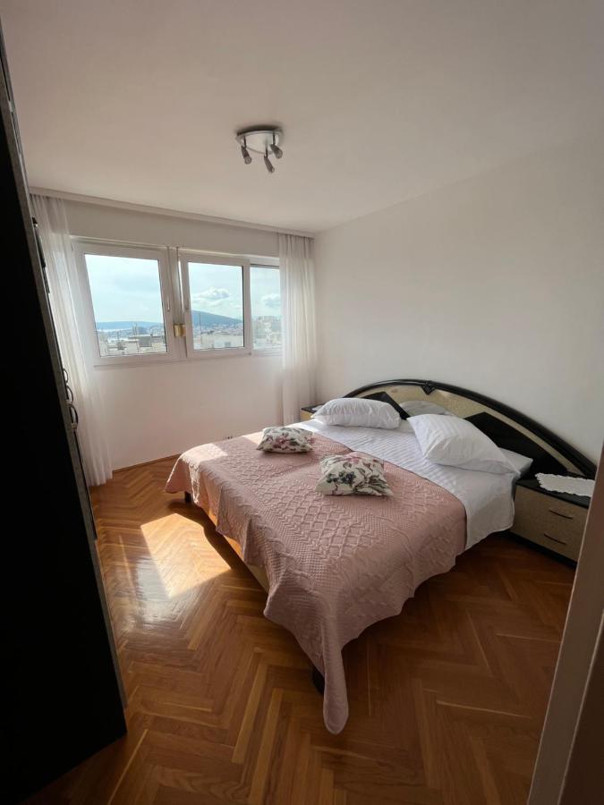 Ferienwohnung Sunny Corner Split Exterior foto